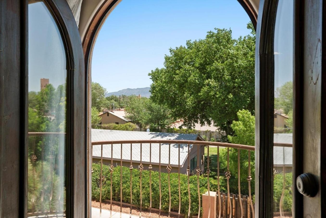 Luxury Tuscan Villa Near Old Town 阿尔伯克基 外观 照片